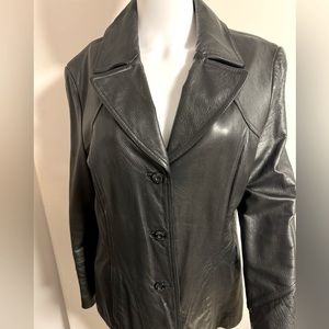Like new Wilson’s leather button jacket with lining sz10-12